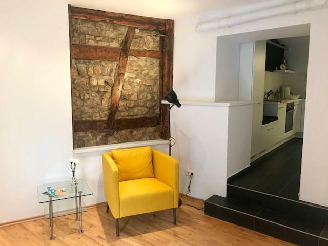 Buedinger Hof Apartment Weinheim Bagian luar foto