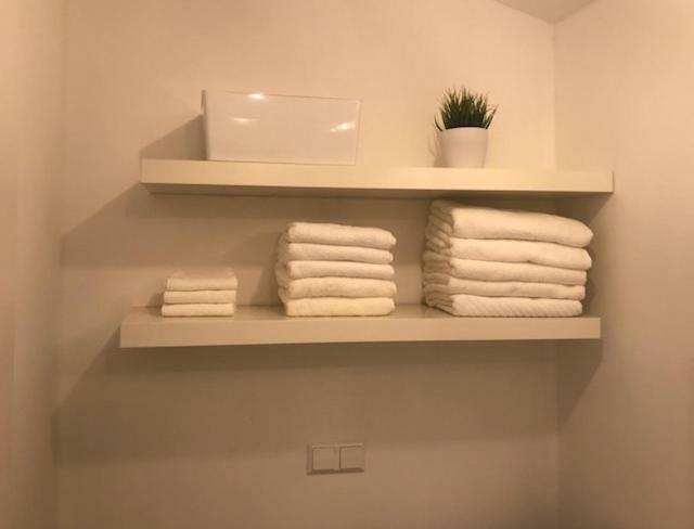 Buedinger Hof Apartment Weinheim Bagian luar foto