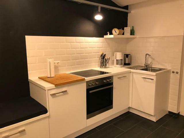 Buedinger Hof Apartment Weinheim Bagian luar foto