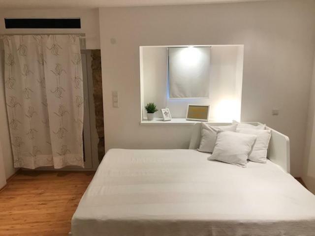 Buedinger Hof Apartment Weinheim Bagian luar foto
