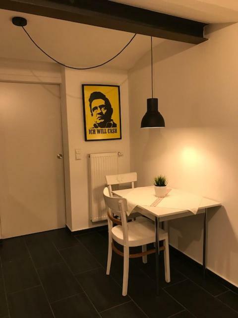 Buedinger Hof Apartment Weinheim Bagian luar foto